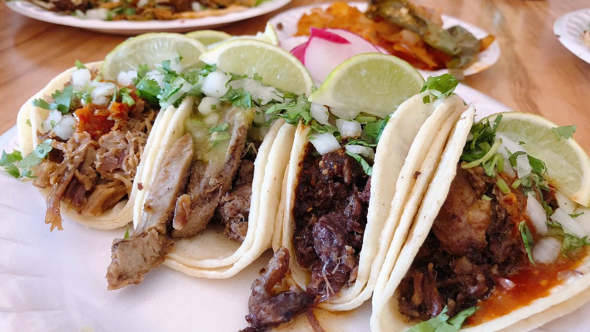 Lily's Tacos (By Lily's Tacos twitter)